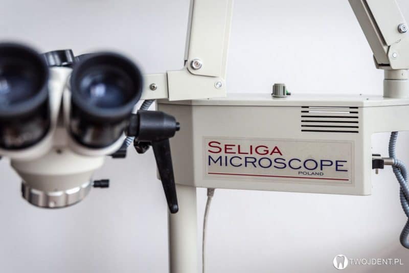 Renomowany sprzęt - mikroskop stomatologiczny Seliga